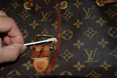 clean vachetta on louis vuitton.